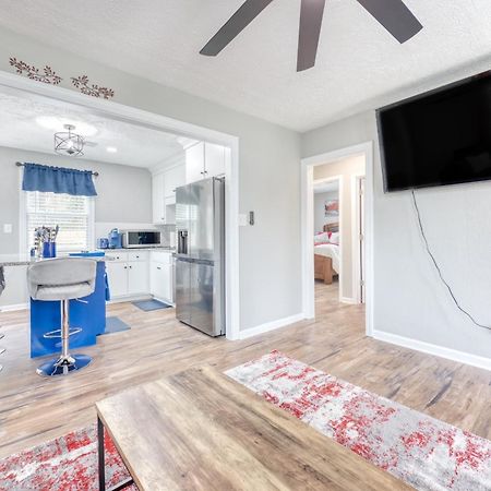 Cozy Home With City Views Columbus Esterno foto