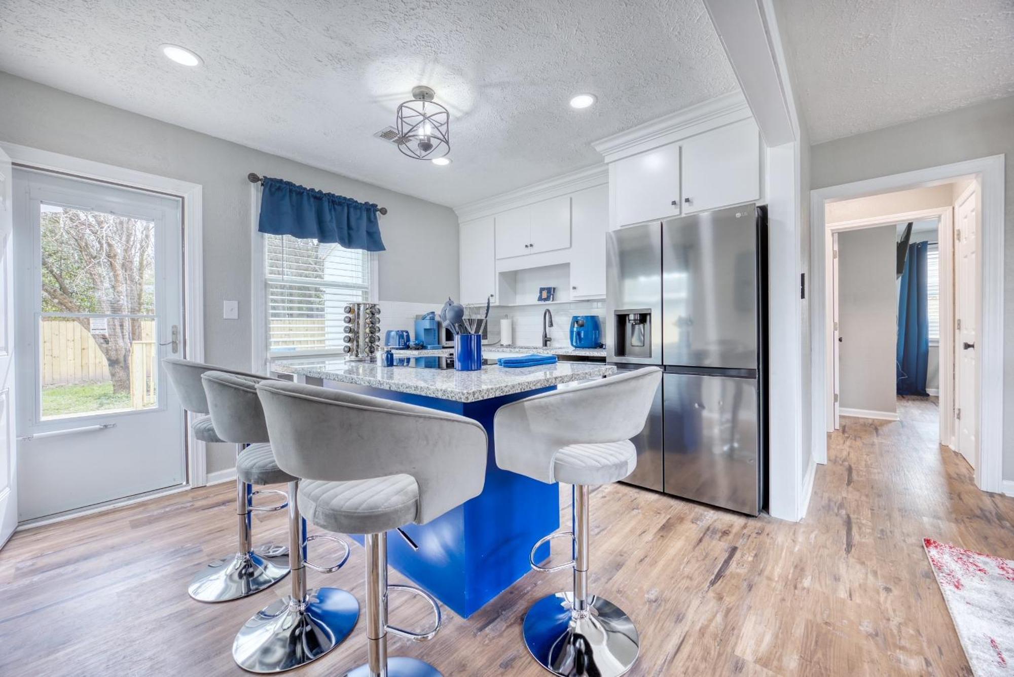 Cozy Home With City Views Columbus Esterno foto